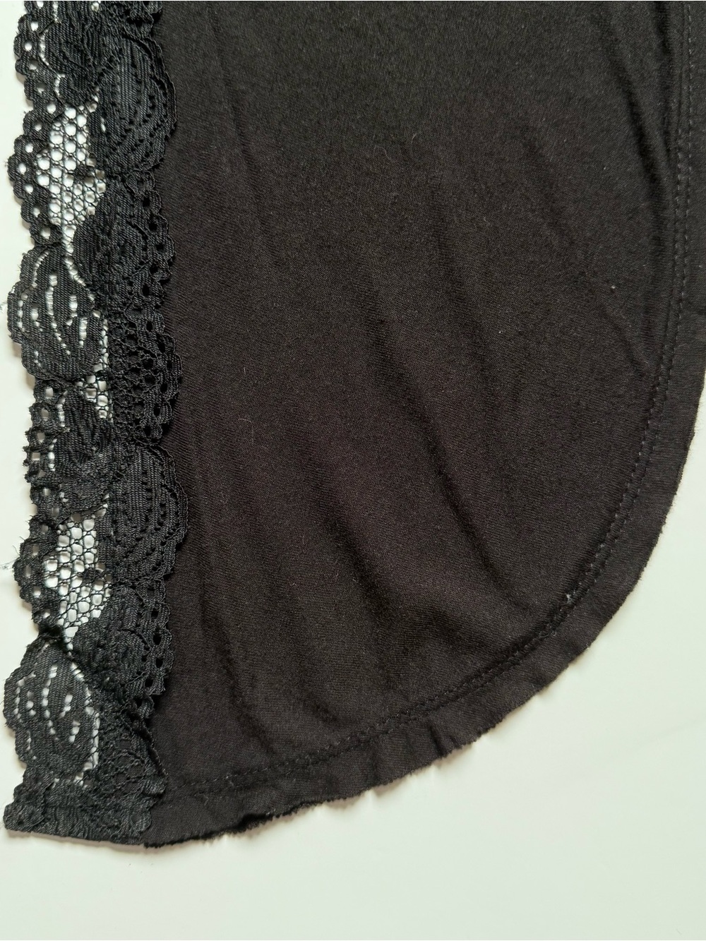 VIXEN Y2K Boho Goth Grunge Indie Festival Black Lace Edge Open Front Vest Medium - Picture 10 of 12